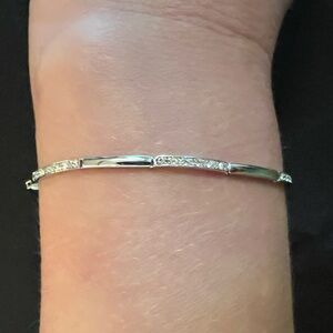 Sweet delicate minimalist bracelet silver and tiny diamonds 7 inch